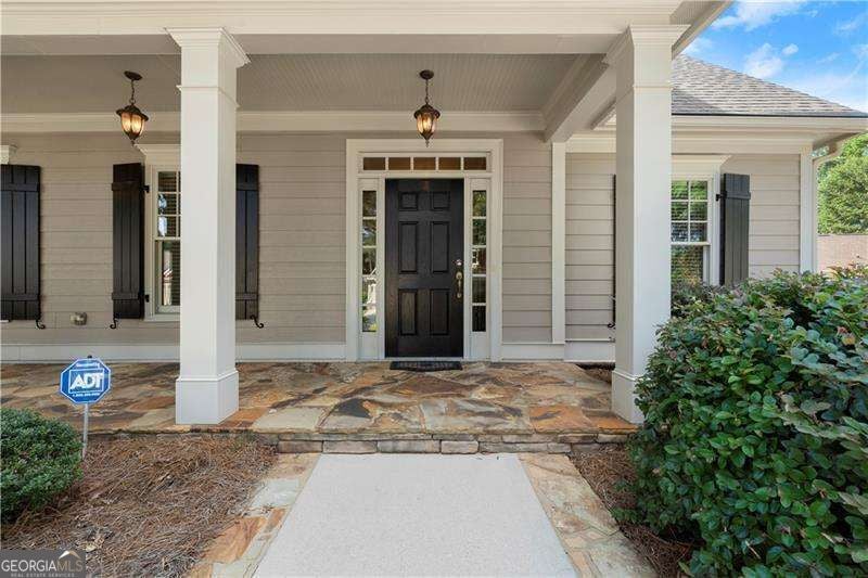 240 Somerset CIR