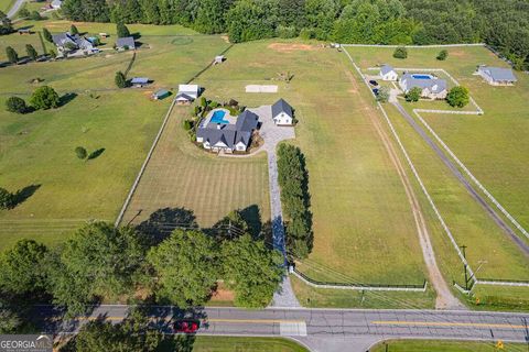 A home in Newnan