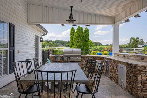 A home in Newnan