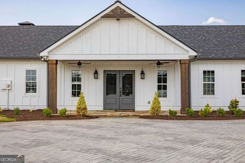 A home in Newnan