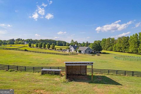 A home in Newnan