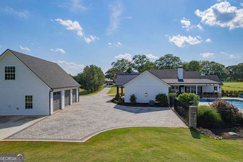 A home in Newnan