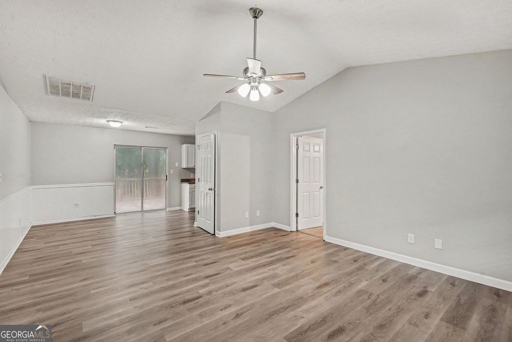 Photo of 240 Spring Circle, Senoia, GA 30276 (MLS # 10806425)