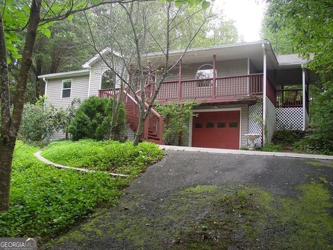 557 Grayce LN Hiawassee GA 30546