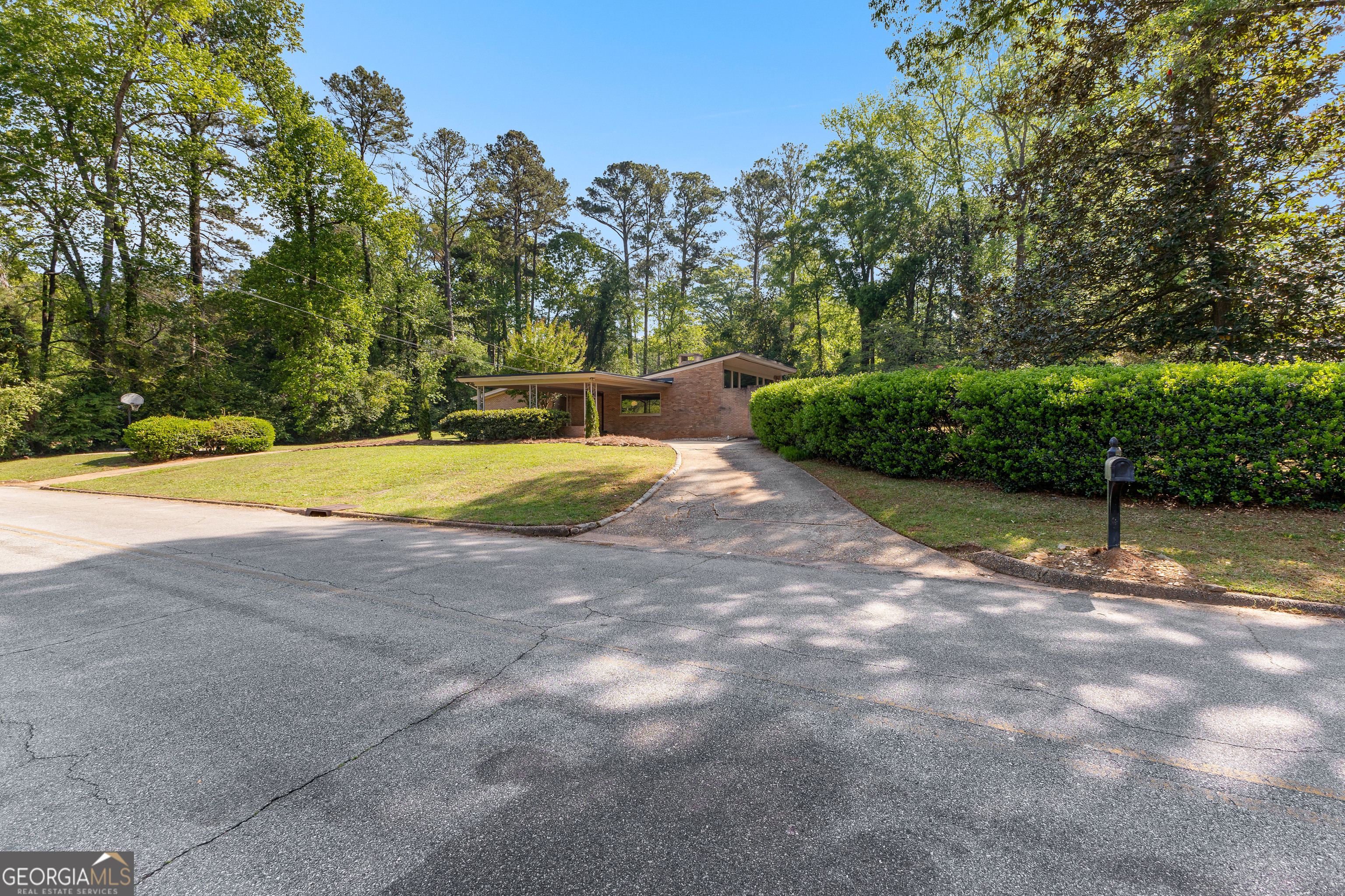 721 Ridgecrest RD