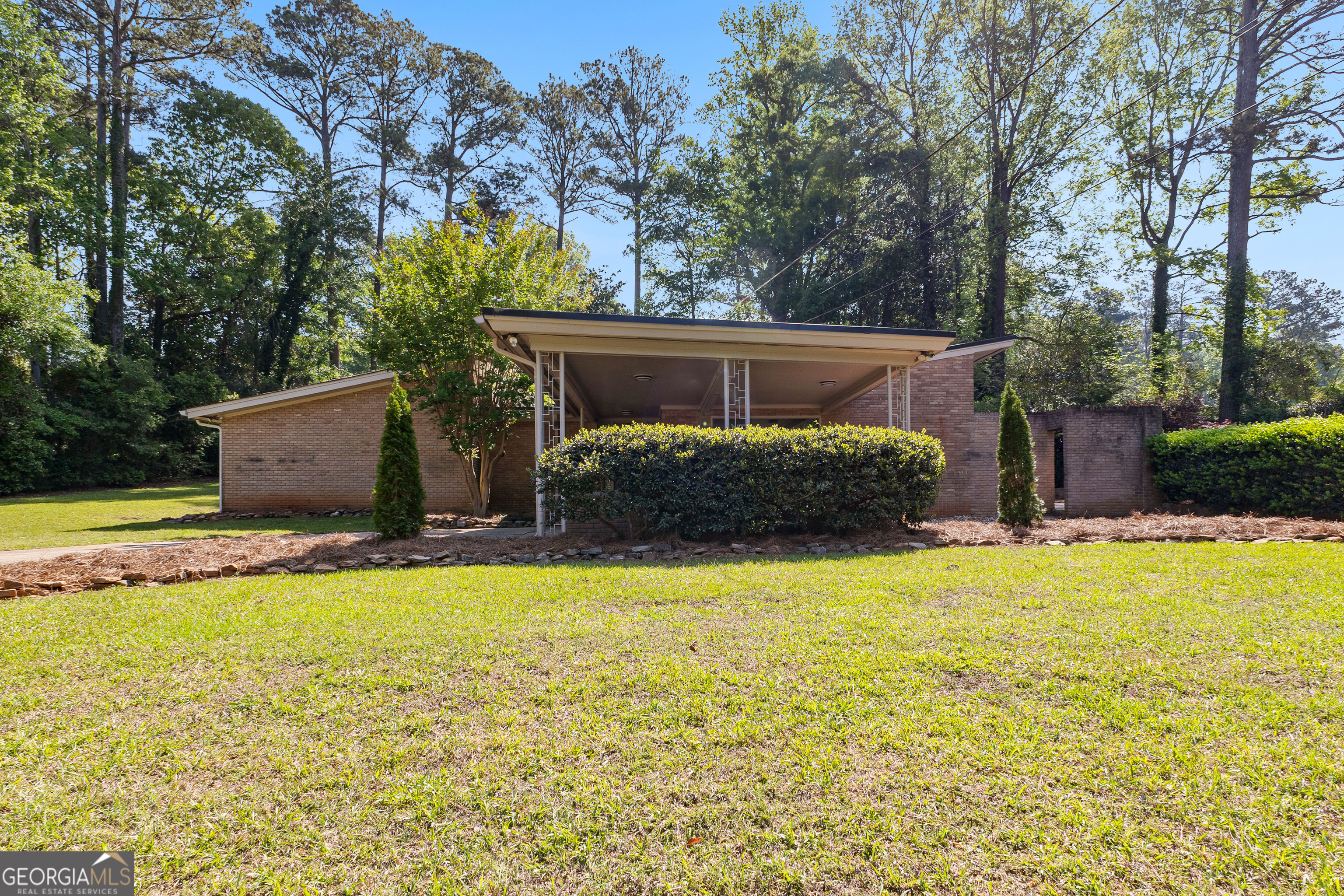 721 Ridgecrest RD