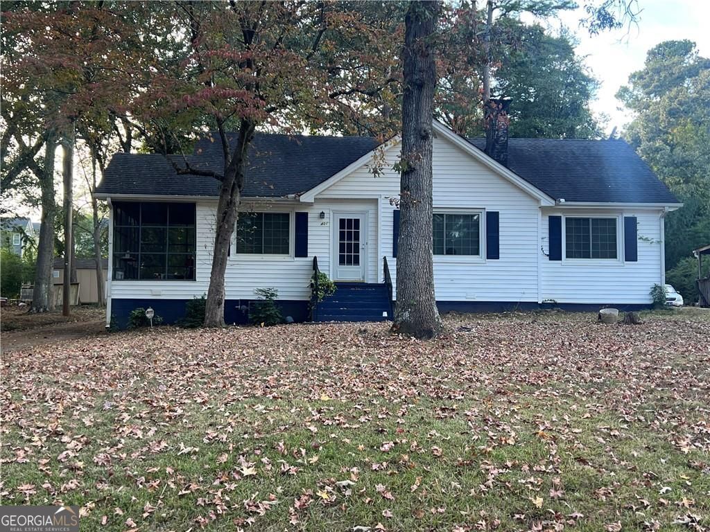 Photo of 401 Ashburton Avenue SE, Atlanta, GA 30317 (MLS # 10632127)