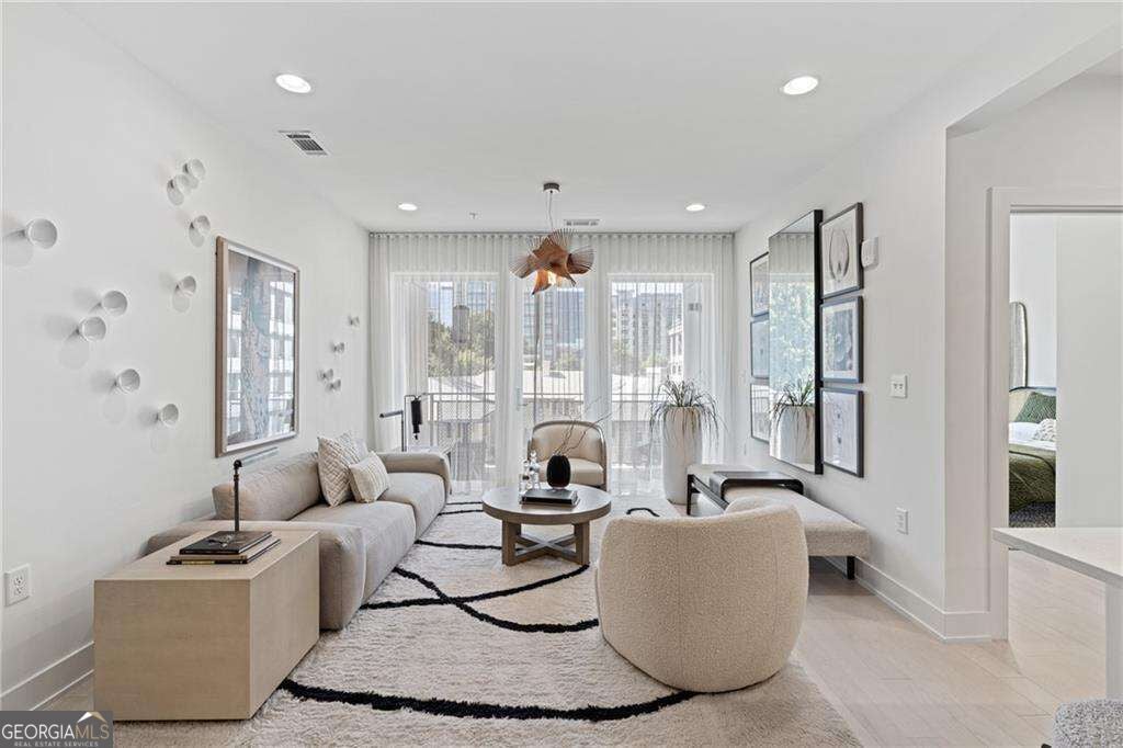 Photo of 775 Juniper Street NE #315, Atlanta, GA 30308 (MLS # 10842044)