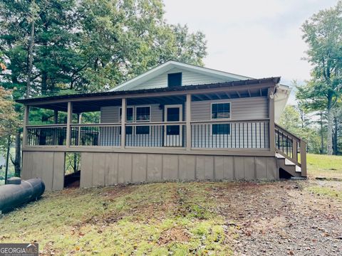 A home in Hiawassee