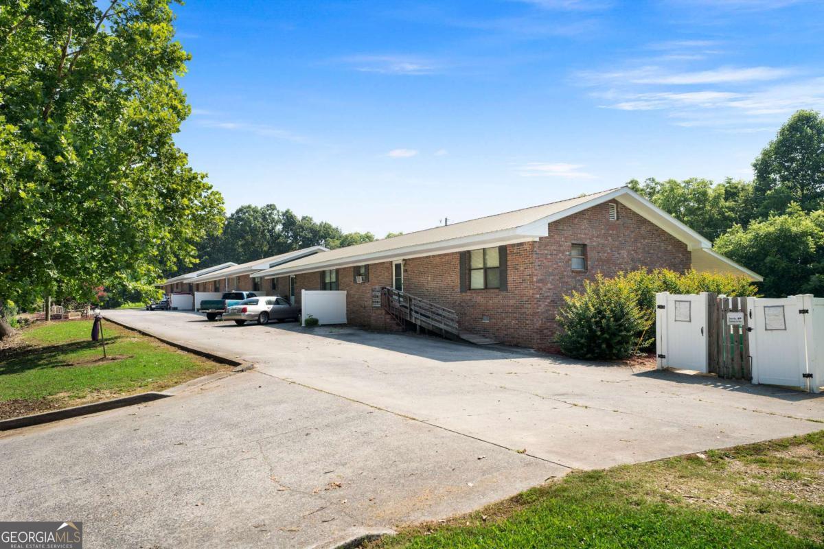 621 Nicklesville RD NE