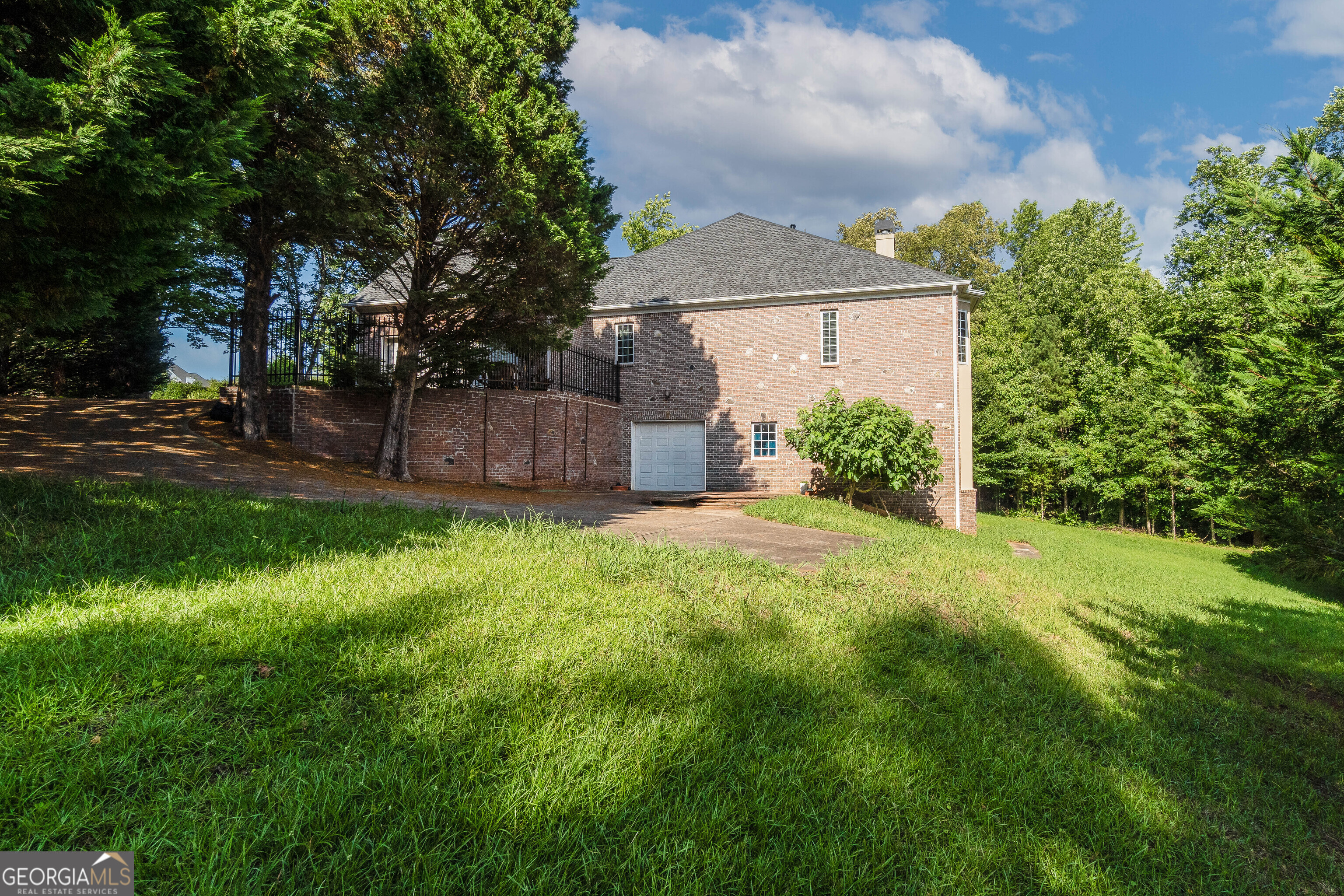 4525 Legacy CT