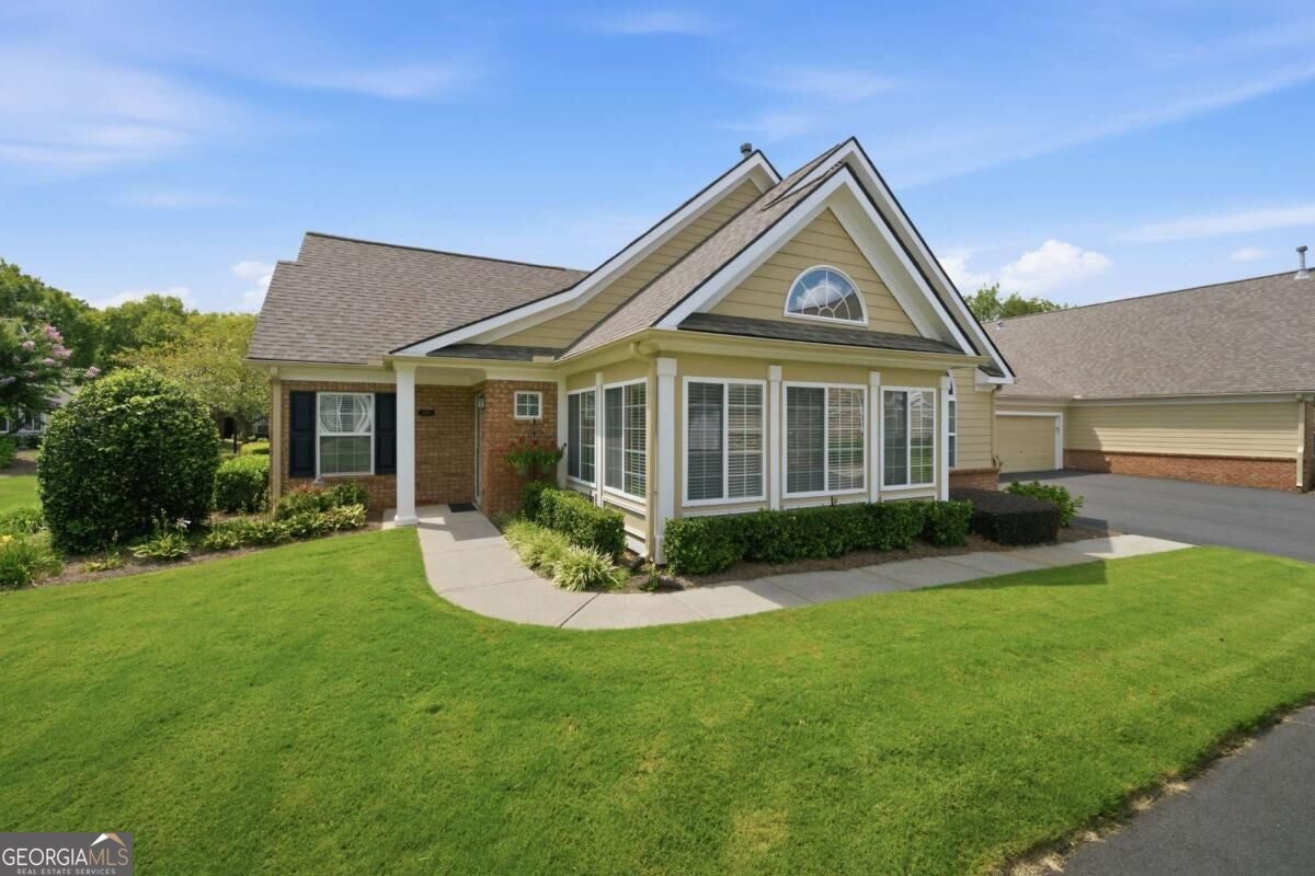 1103 Sweet Apple CIR