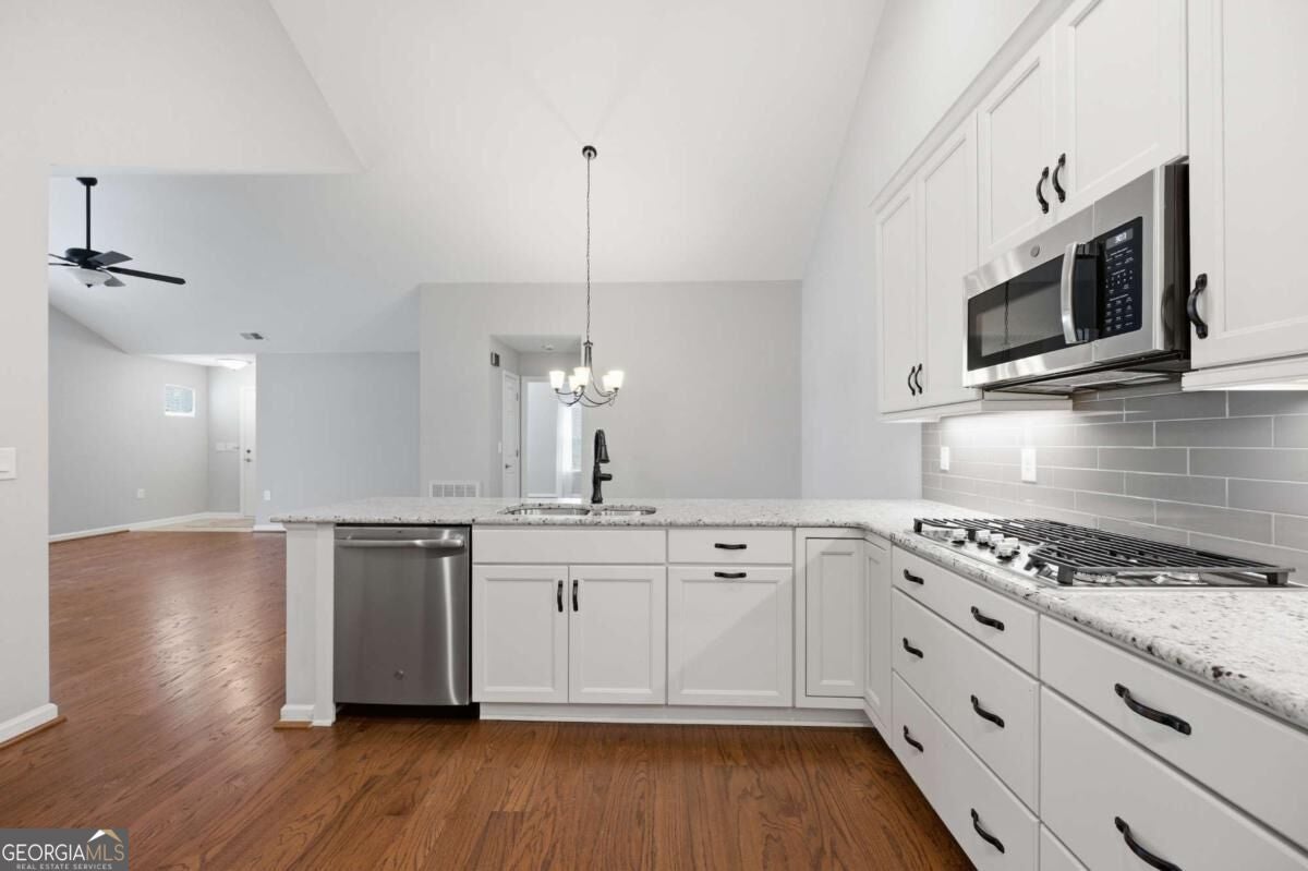 1103 Sweet Apple CIR