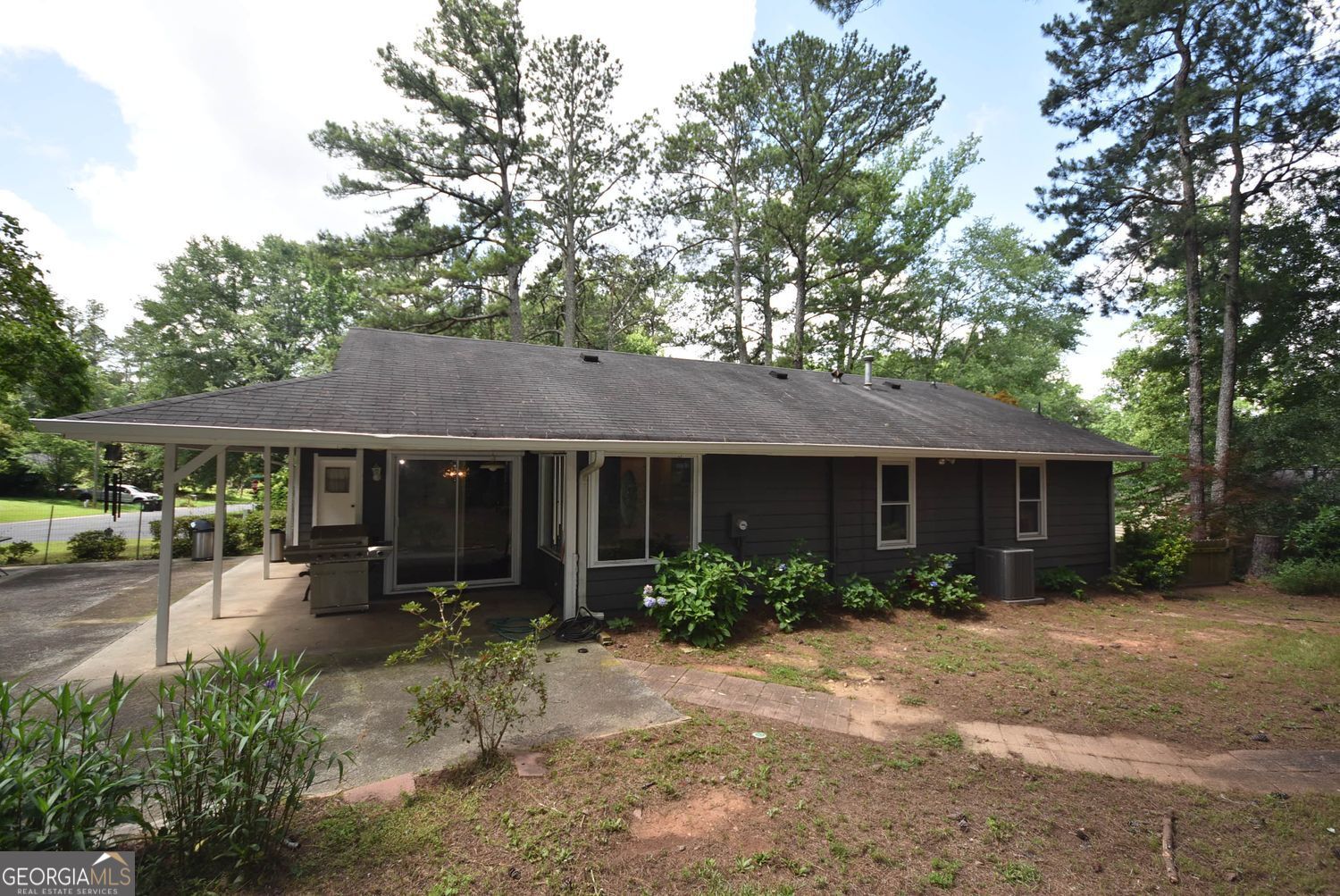 1288 Crescent DR