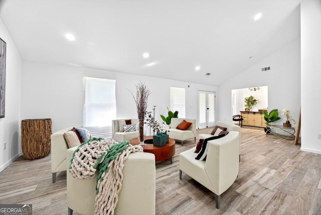 Photo of 1705 Beechwood Boulevard SW, Atlanta, GA 30311 (MLS # 10625701)