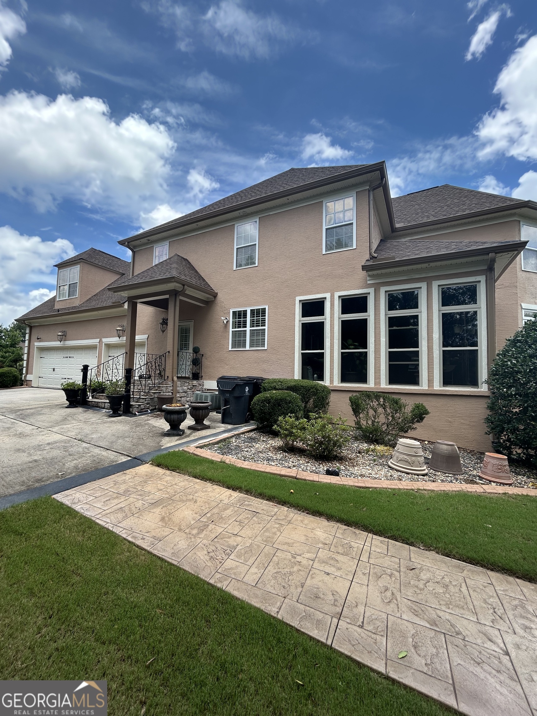 716 Bethpage DR
