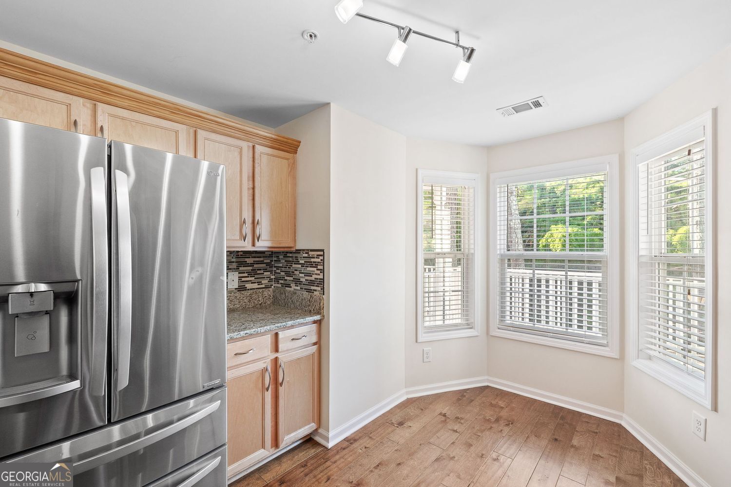 Marietta, Georgia 30067, United States, 2 Bedrooms Bedrooms, ,2 BathroomsBathrooms,Residential,Pending,181311