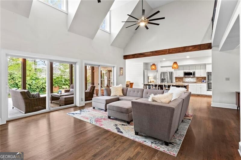 Milton Manor - Residential