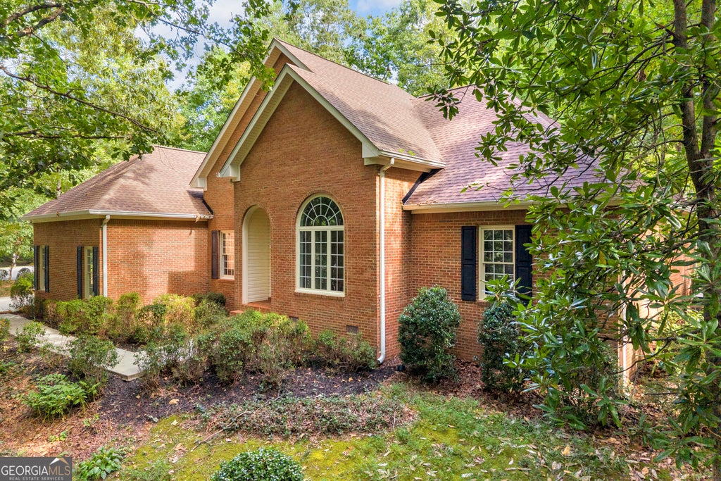 Photo of 122 Grand Oaks Drive, Clarkesville, GA 30523 (MLS # 10851427)