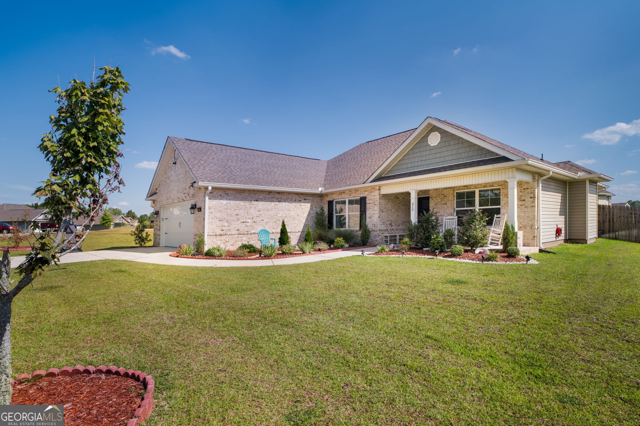 315 Creek Ridge DR