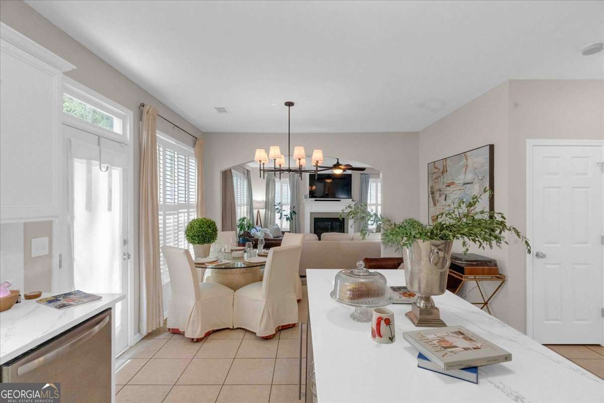 3123 Wolf Club DR SW