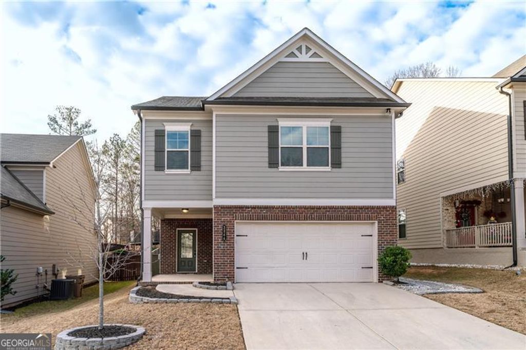 Photo of 3244 Hawthorne Path, Braselton, GA 30517 (MLS # 10661531)