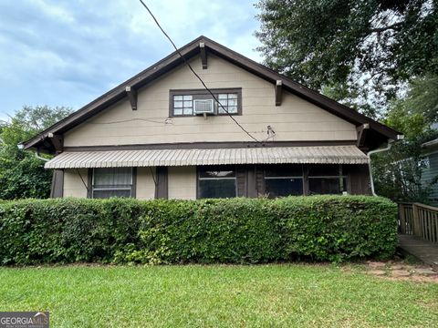 Photo of 225 Winter Avenue NE, Atlanta, GA 30317 (MLS # 10755675)