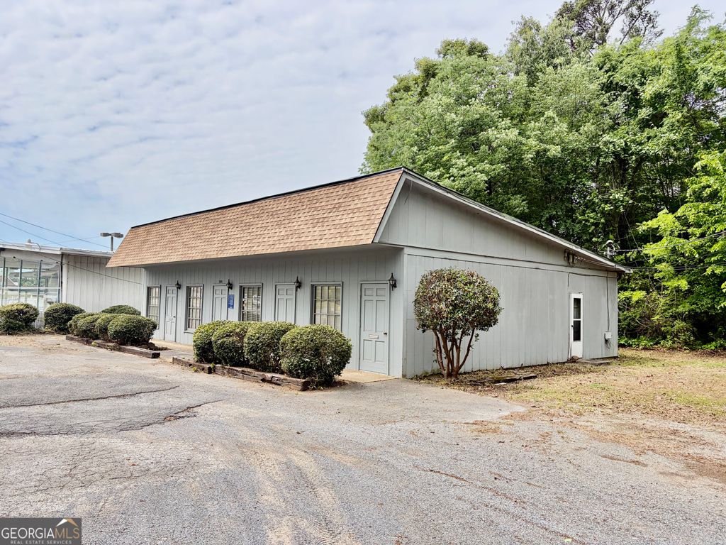 Photo of 3041 Martha Berry Highway NW, Rome, GA 30165 (MLS # 10756287)