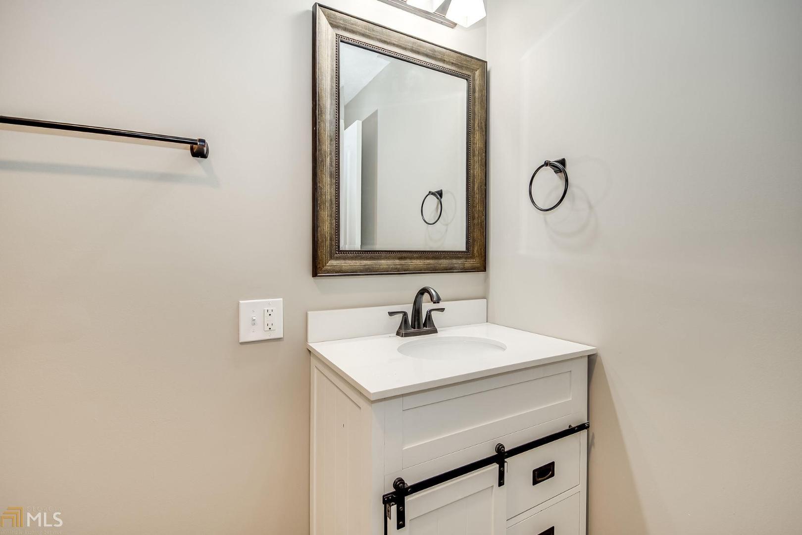 Twin Lakes - Residential