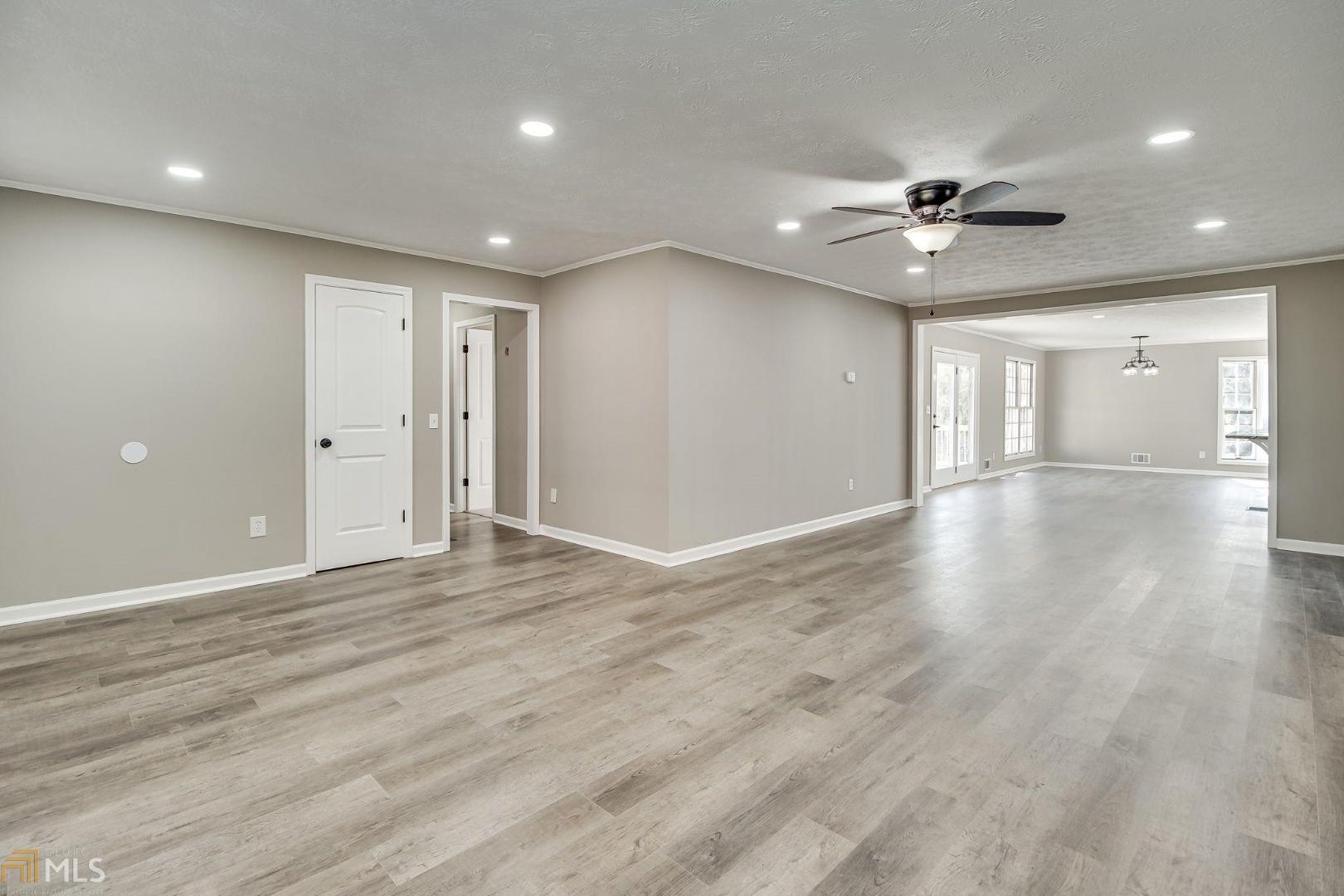 Twin Lakes - Residential