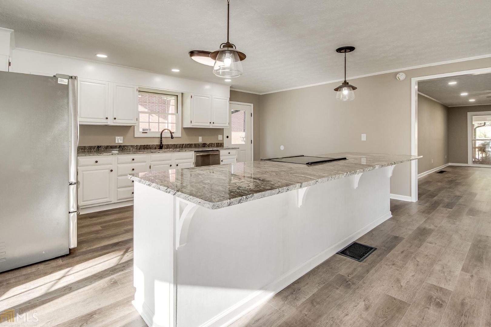 Twin Lakes - Residential