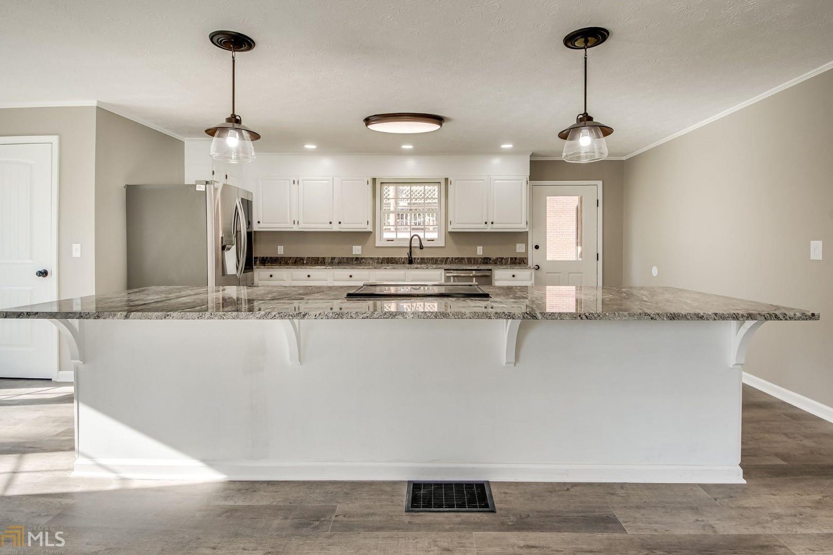 Twin Lakes - Residential
