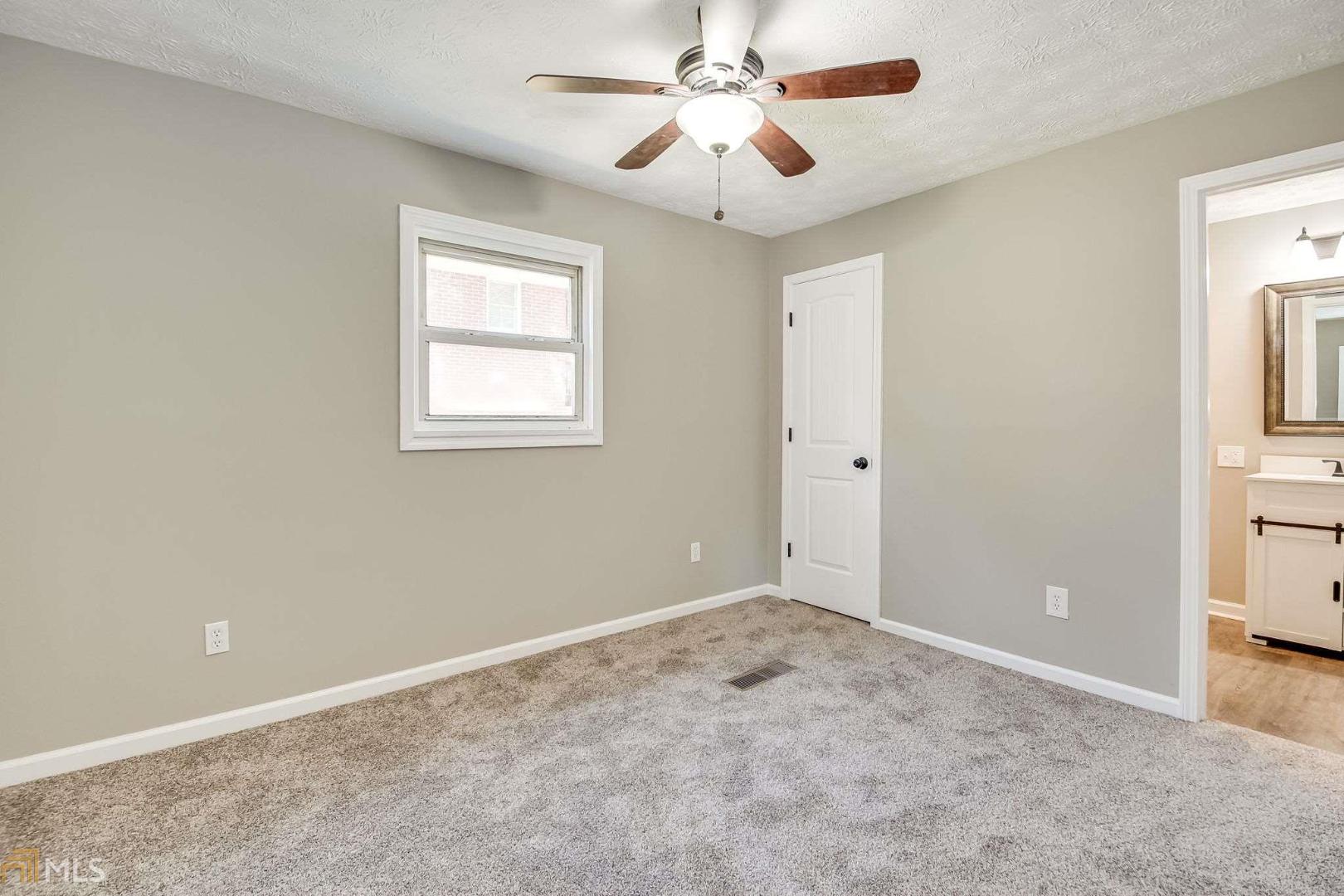Twin Lakes - Residential
