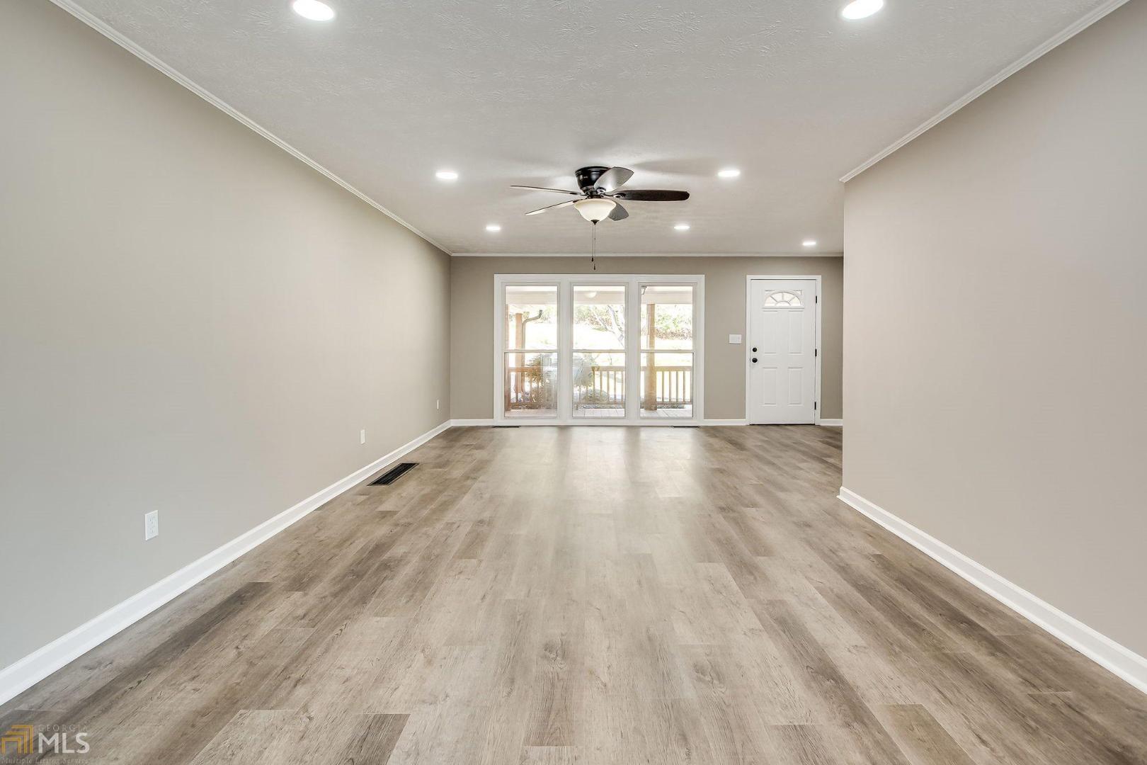 Twin Lakes - Residential