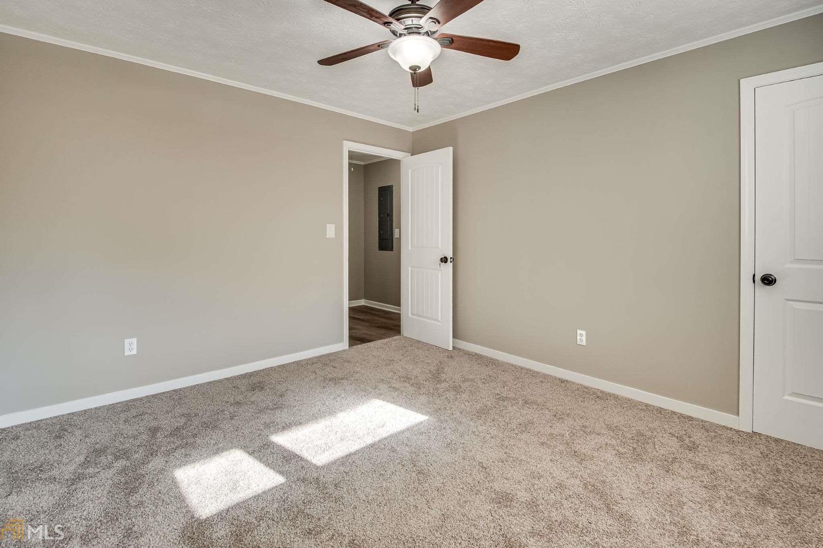 Twin Lakes - Residential