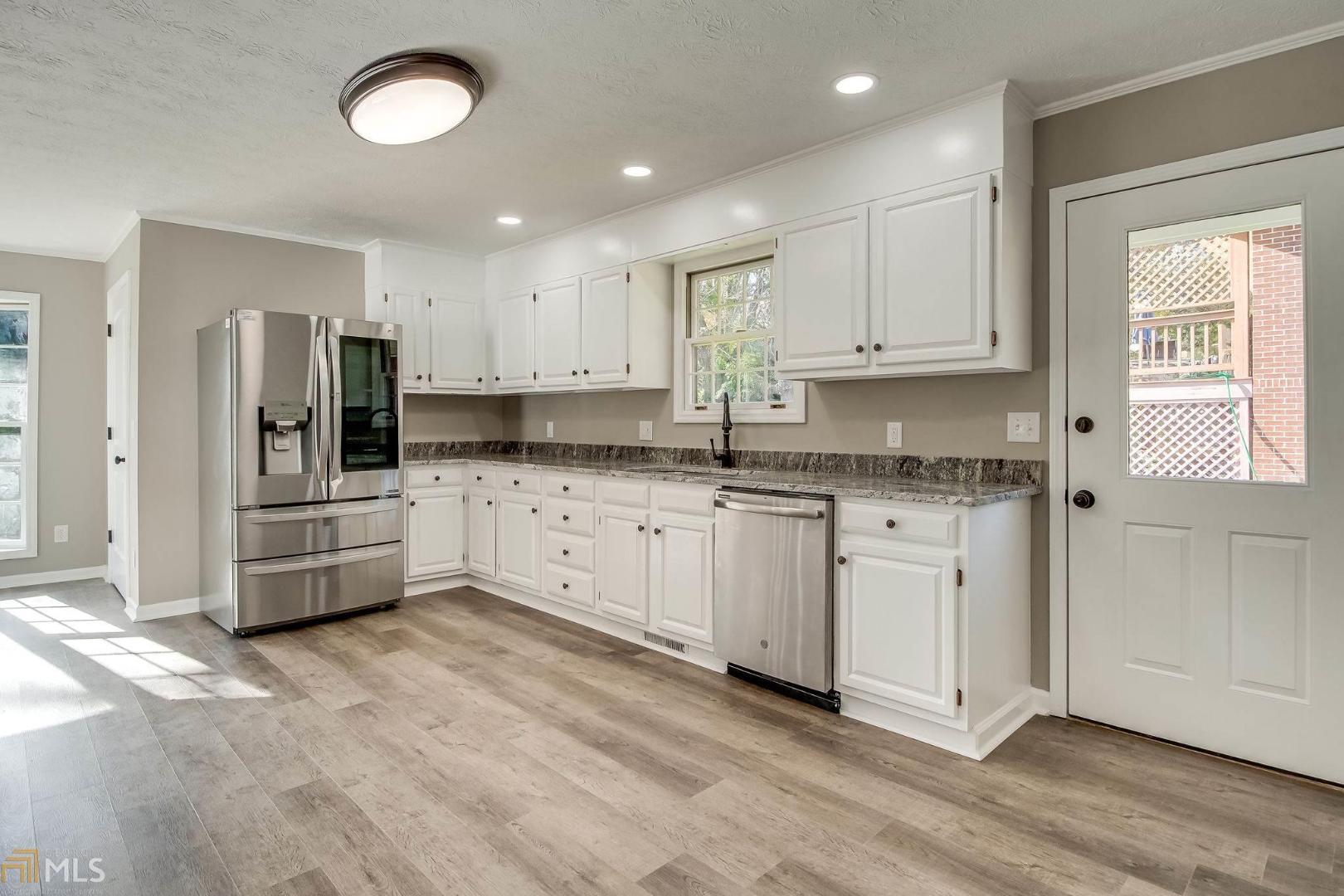 Twin Lakes - Residential