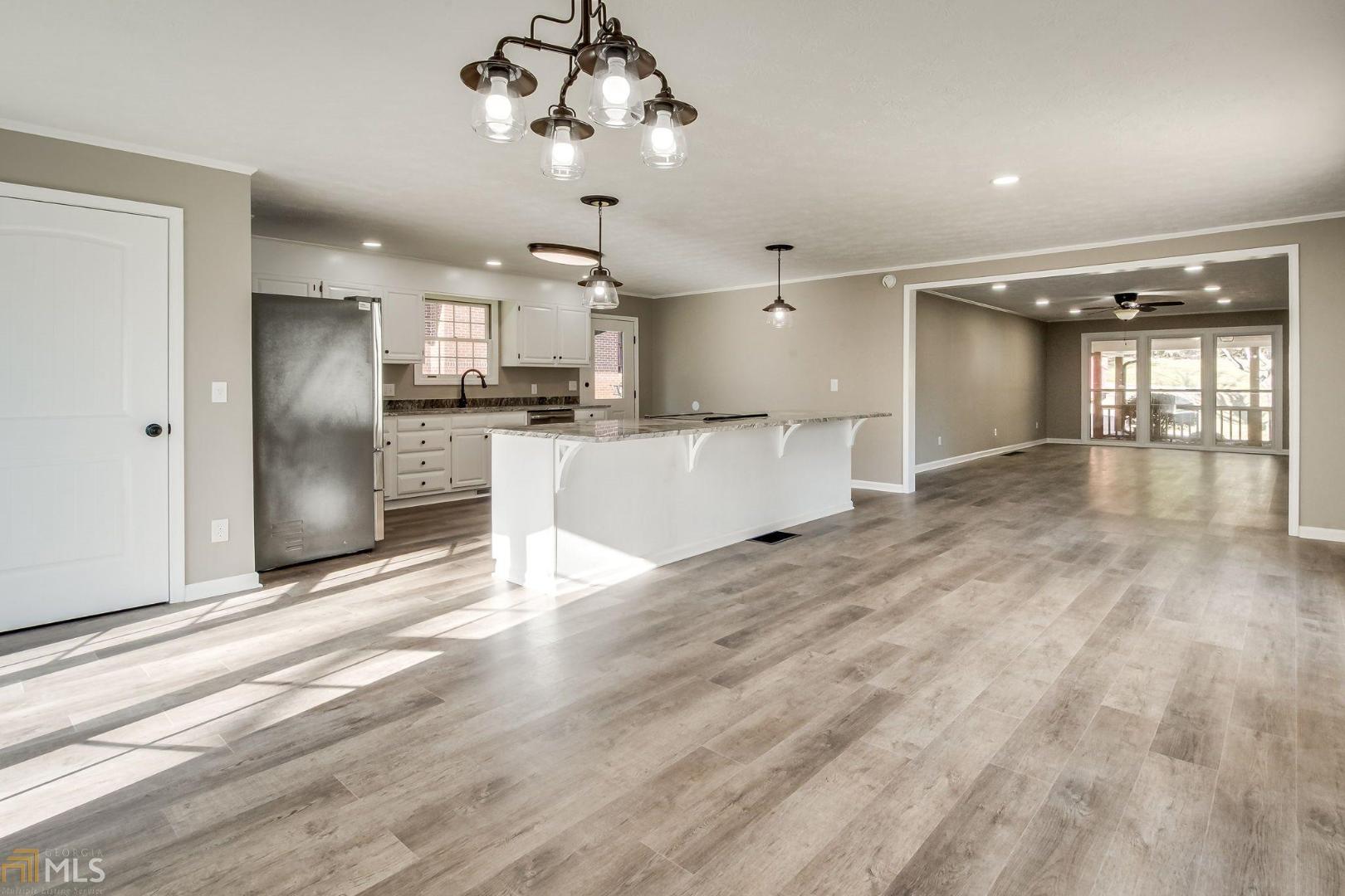 Twin Lakes - Residential