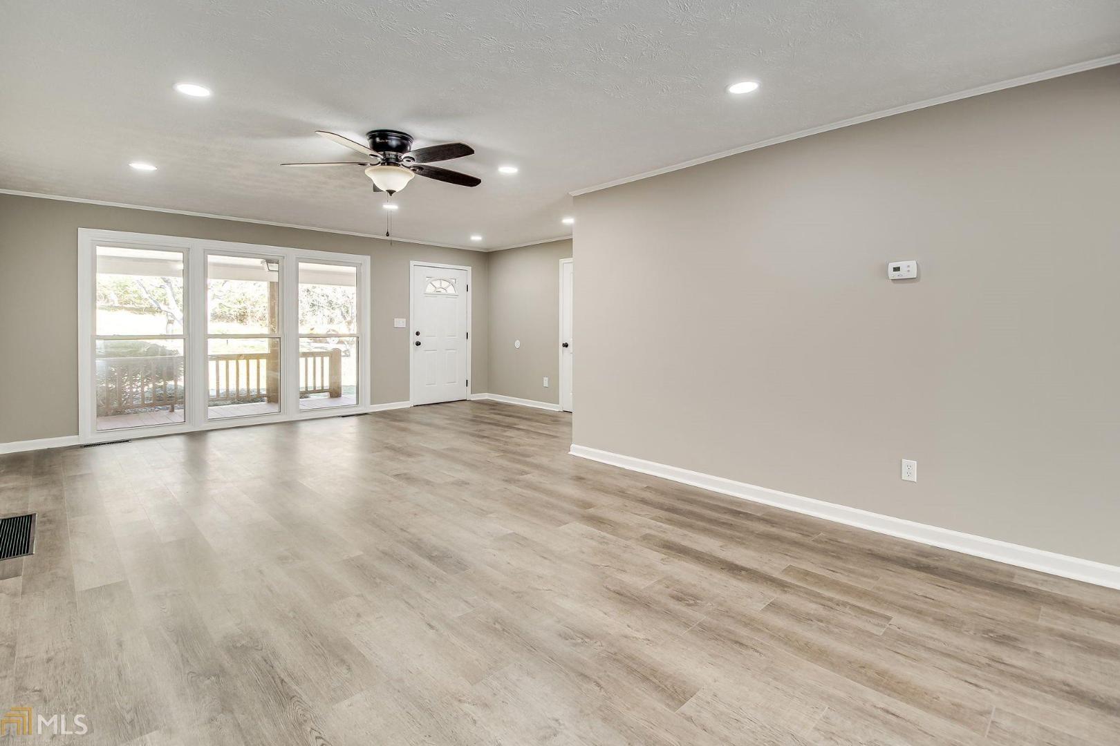 Twin Lakes - Residential