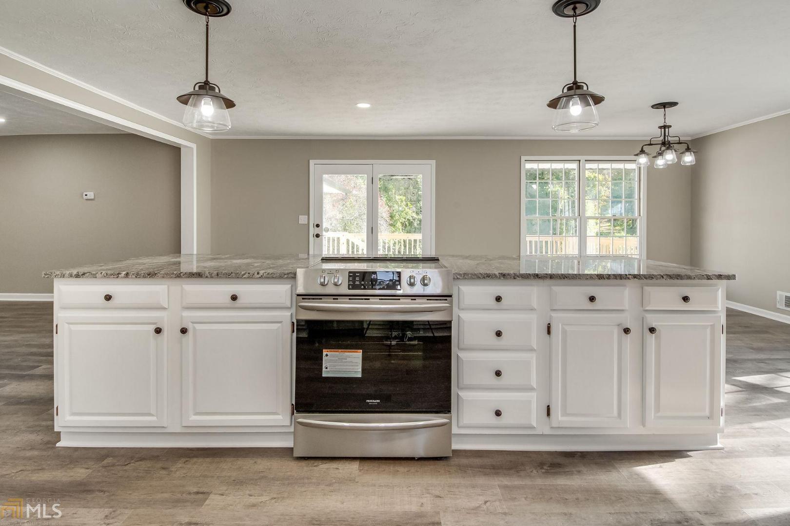 Twin Lakes - Residential