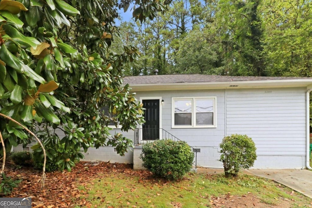 Photo of 2280 Camp Ground Road SW, Atlanta, GA 30331 (MLS # 10875198)
