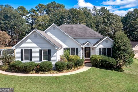 Photo of 338 Chandler Ridge, McDonough, GA 30253 (MLS # 10602646)