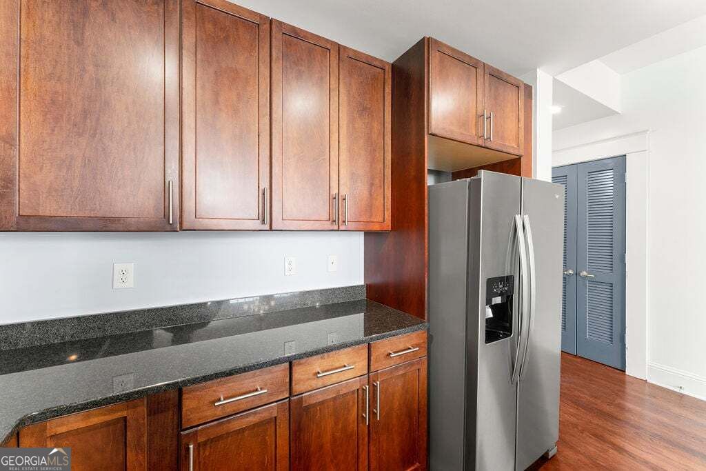 943 N Ormewood Park DR SE 302