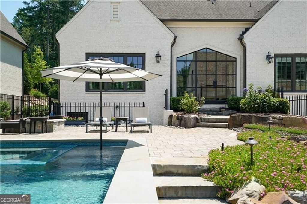 Photo of 3405 Watsons Bend, Alpharetta, GA 30004 (MLS # 10685145)