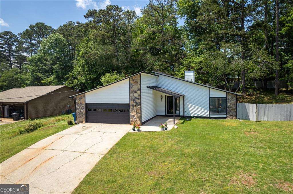 812 Steeple Chase DR