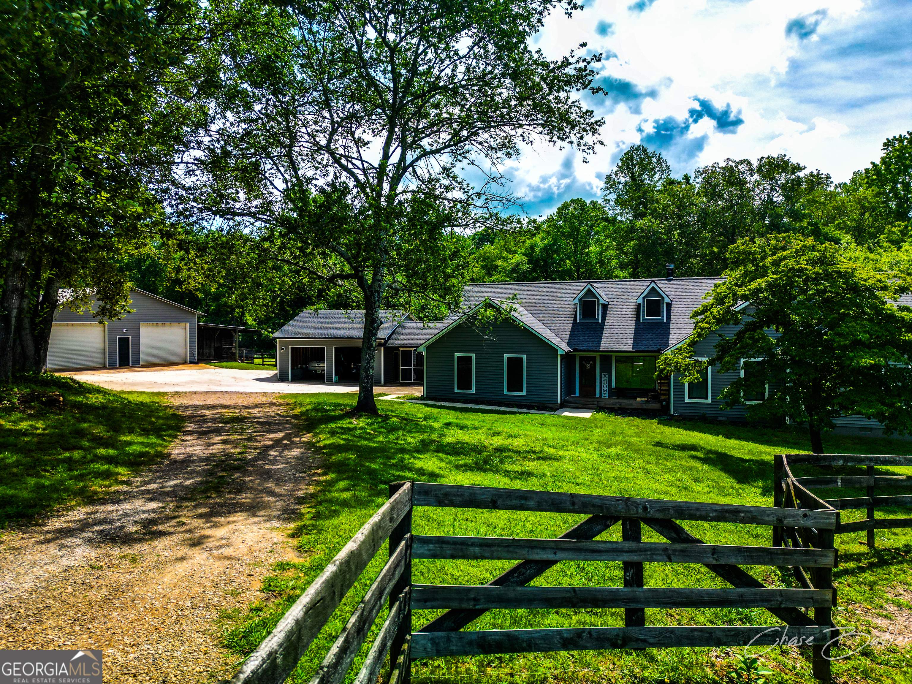 1150 Sutton RD