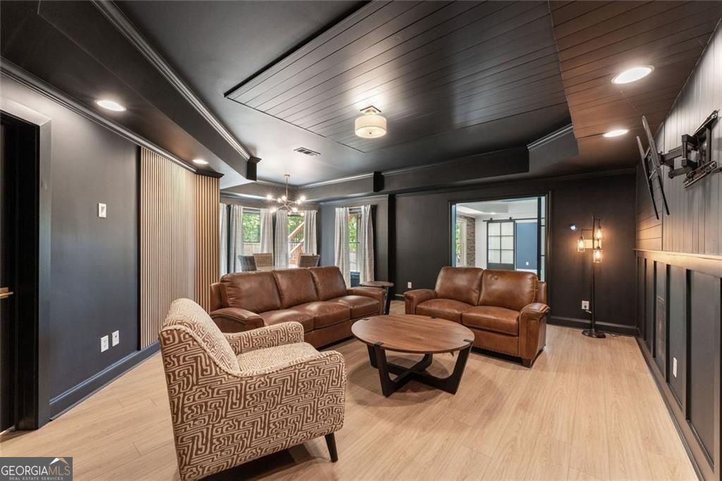 1156 Winborn TRL