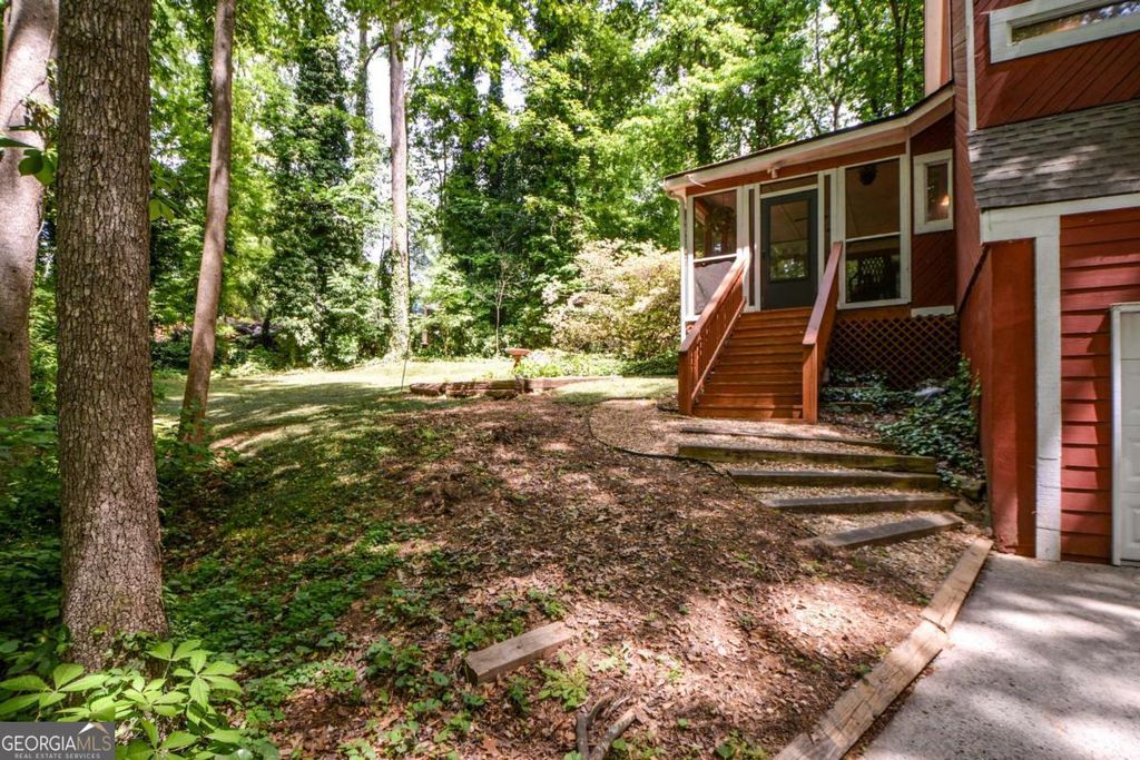 Photo of 86 Bailey Drive SW, Lilburn, GA 30047 (MLS # 10754748)