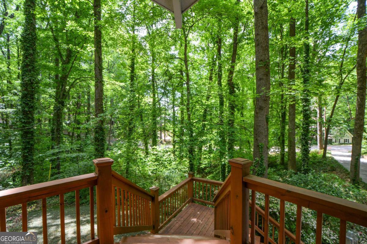 86 Bailey DR SW