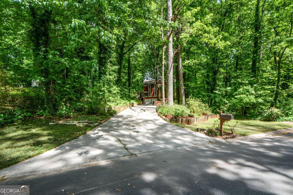 86 Bailey DR SW
