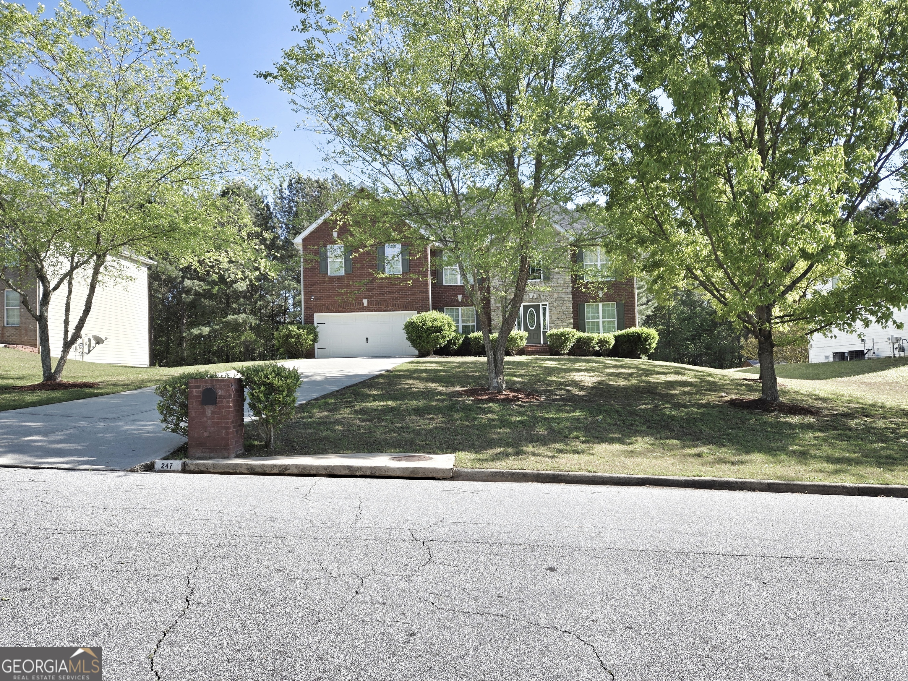 247 Water Oak LN